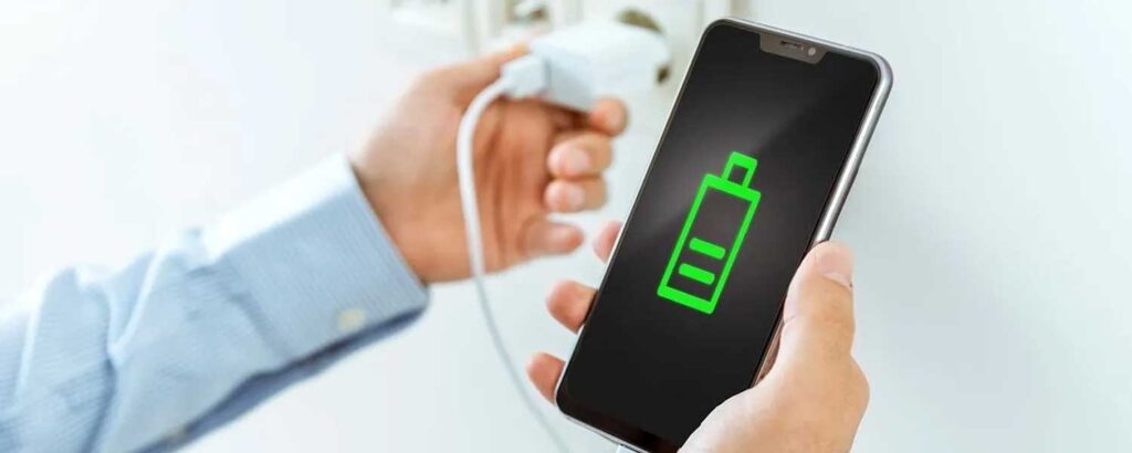 Как правильно заряжать смартфон — топ советов, которые сохранят батарею