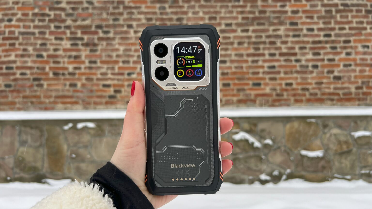 Смартфони, які не ламаються: ТОП-7 захищених телефонів