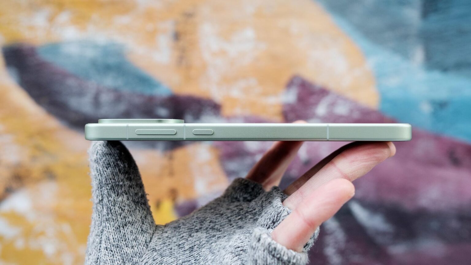 OnePlus 15R: дата виходу в Україні та ключові зміни