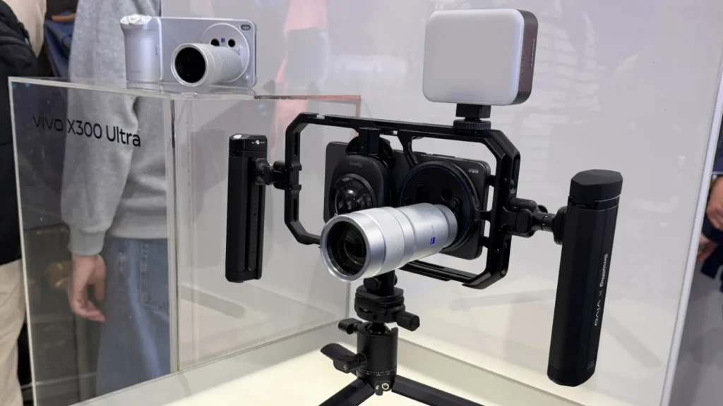vivo X300 Ultra — смартфон или уже камера? 400 мм, 200 Мп и 70-кратный зум
