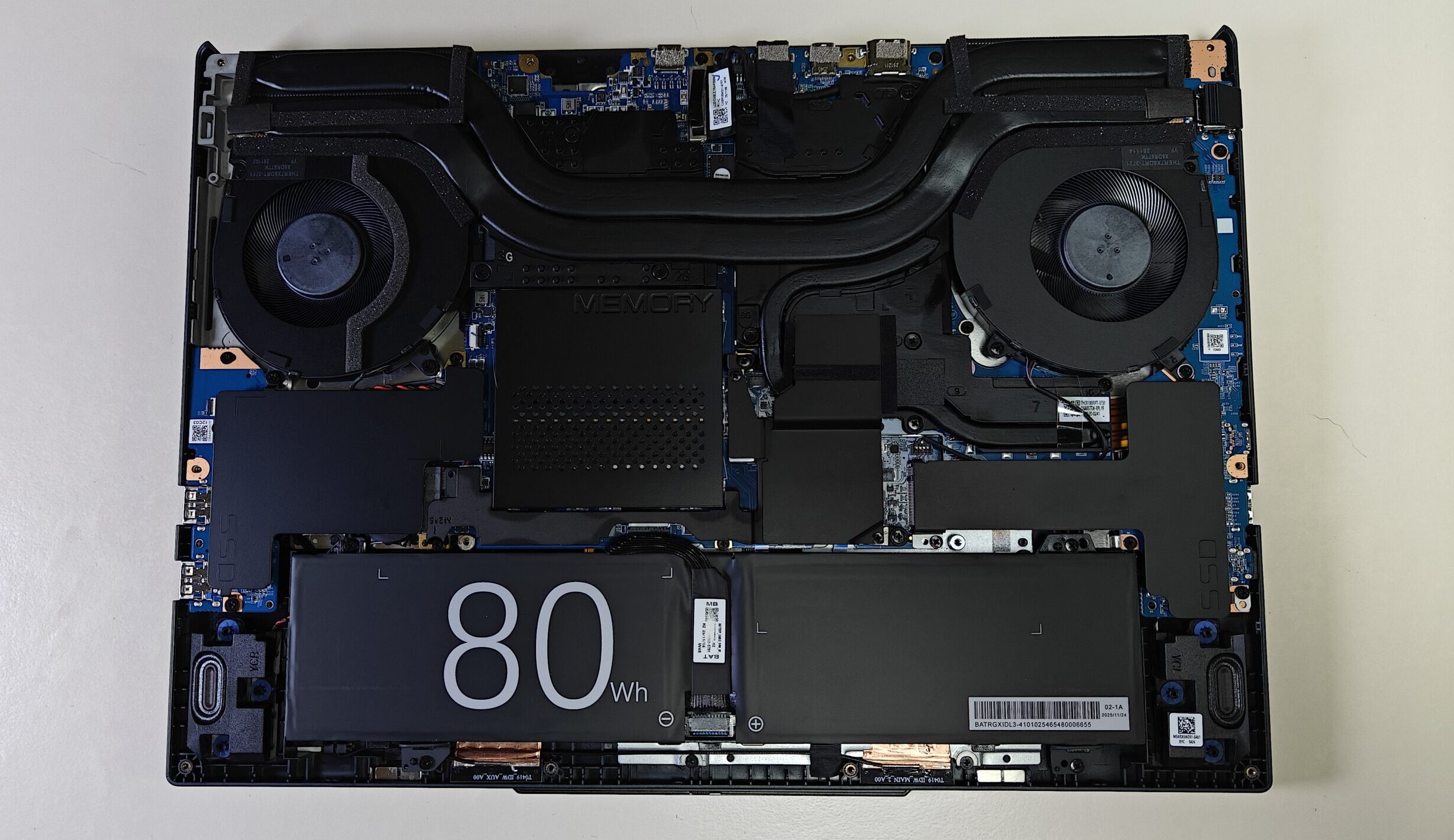 Ігровий ноутбук Dream Machines RX5070Ti 12 Гб: чи вартий він своїх грошей?